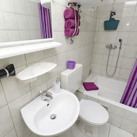 Ana Apartment